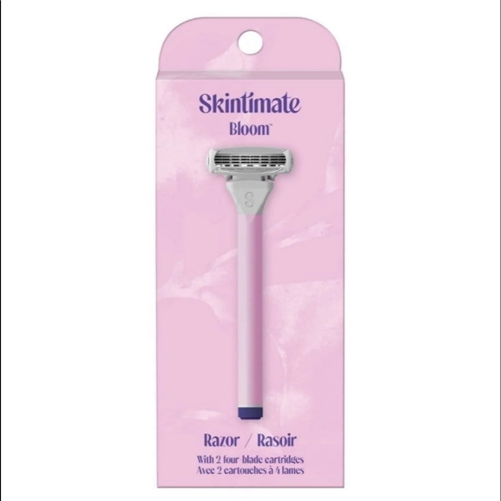 Skintimate razor and refill box NWT